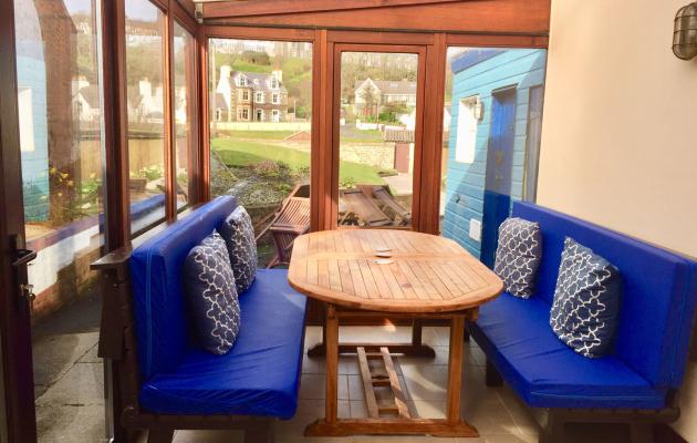 Conservatory garden room